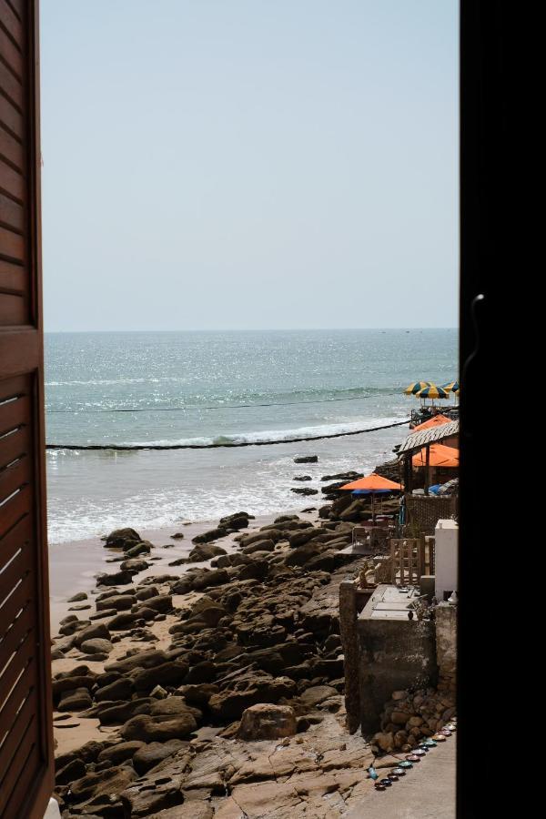 Ostello Hashpoint Surf Camp Taghazout Esterno foto