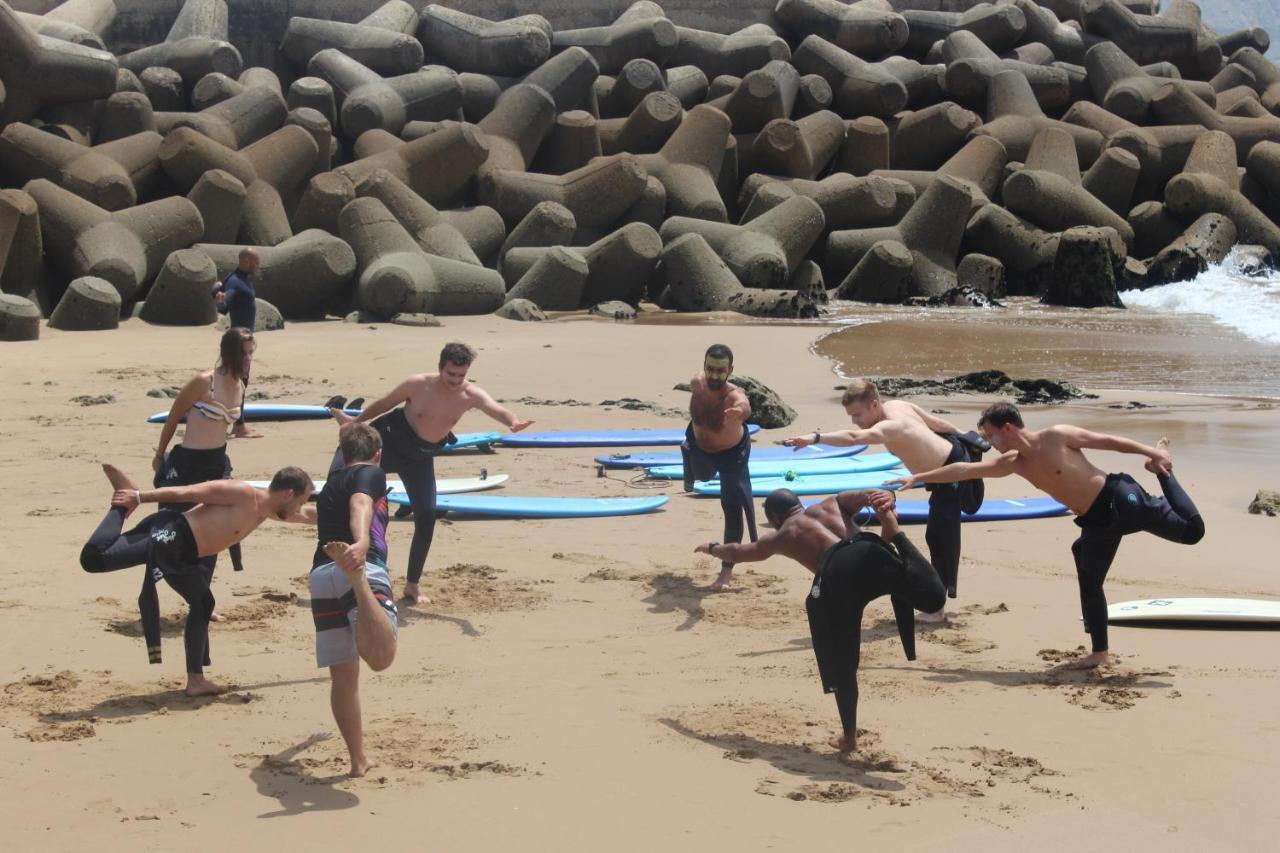 Ostello Hashpoint Surf Camp Taghazout Esterno foto